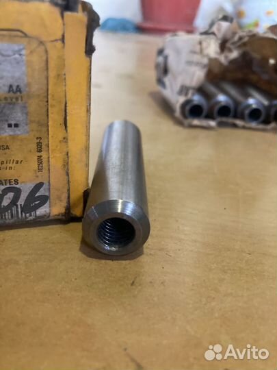 Втулка Направляющая клапана CAT 3406,3406b,D8N