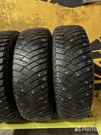 Goodyear Ultragrip Ice Arctic 185/65 R15