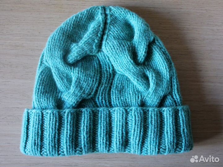 Шапка женская вязаная зимняя из шерсти и кашемира