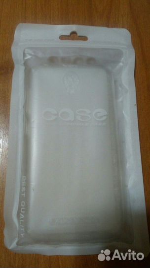 Чехол на телефон