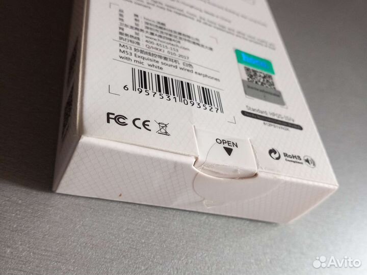 Проводные наушники hoco белые с микро