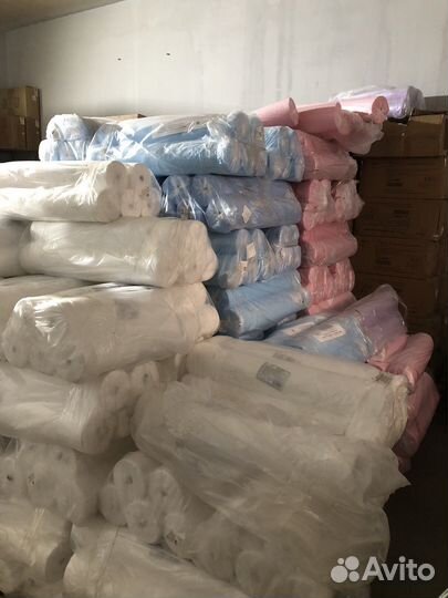 Одноразовые простыни в рулоне