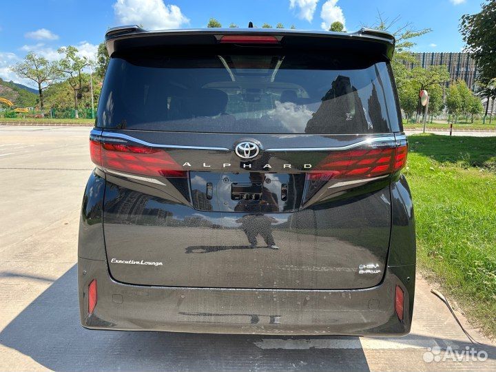 Toyota Alphard 2.5 CVT, 2023, 50 км