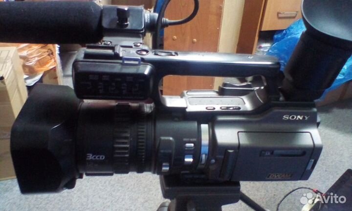 Профессиональная видеокамера sony PD170P