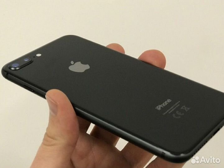 iPhone 8 Plus, 64 ГБ
