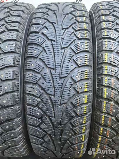 Hankook Winter I'Pike 215/65 R17 98T