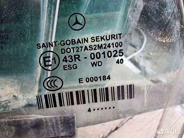 Стекло передней левой двери Мерседес w211