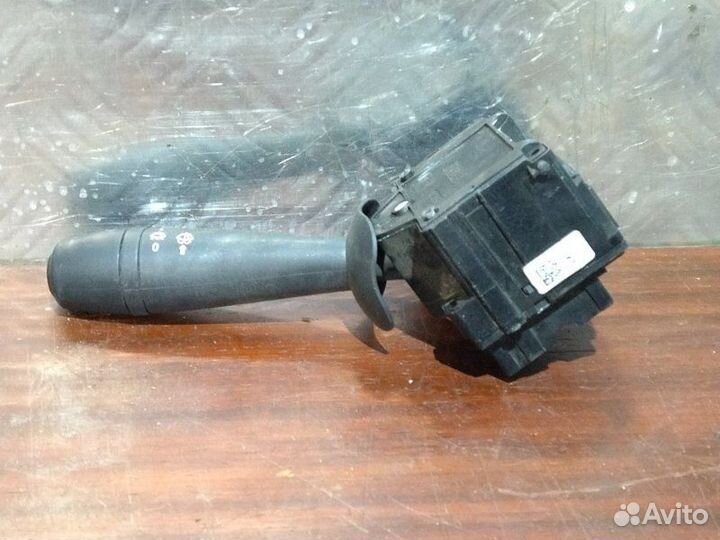 Подрулевой переключатель передний правый LADA