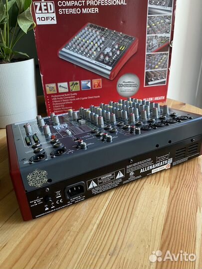 Микшерный пульт Allen&Heath ZED 10 FX и коммутация