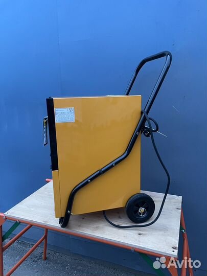 Промышленный осушитель воздуха master в аренду