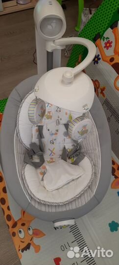 Продам электронные качели-шезлонг Joie Serina Swiv