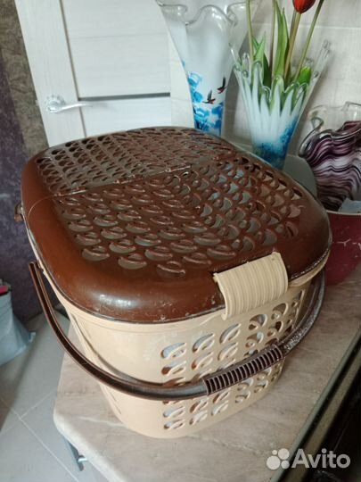 Корзина для пикника с посудой