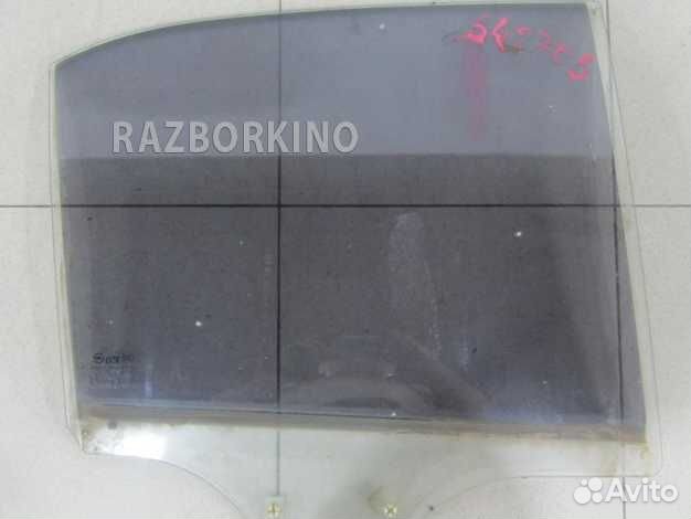 Стекло задней правой двери
