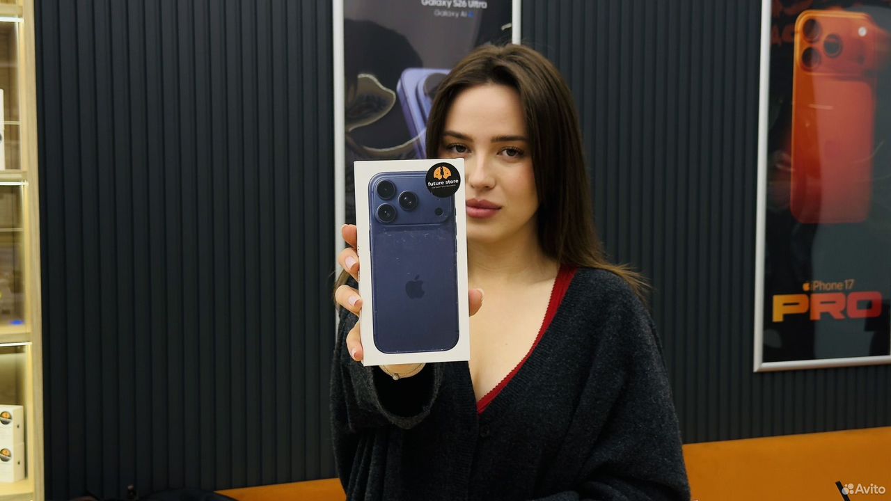 iPhone 17 Pro Max, 256 ГБ, SIM + eSIM