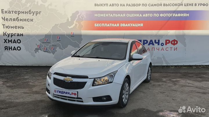 Дверь задняя правая Chevrolet Cruze 95987764