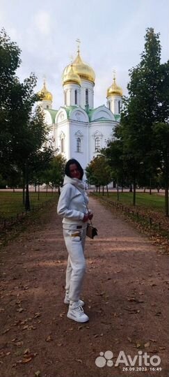 Администратор, продавец