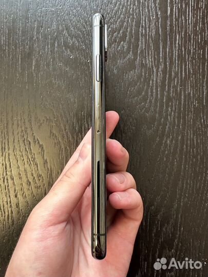iPhone X, 256 ГБ