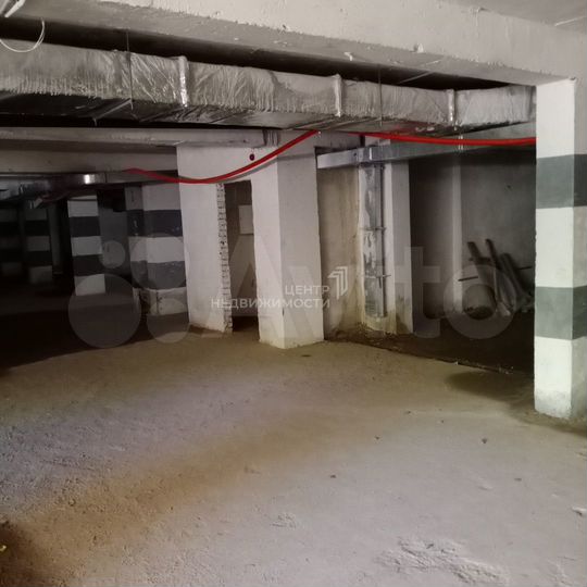 Машиноместо, 18 м²