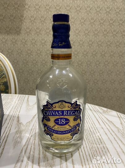 Подарочная коробка с бутылкой из под Chivas Regal