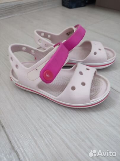 Сандалии crocs c9
