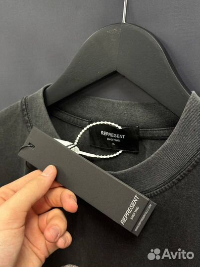 Футболка Represent Shark(2025)