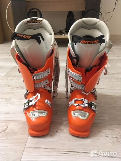 Горнолыжные ботинки