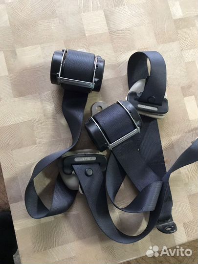 Ремни безопасности Delica d5