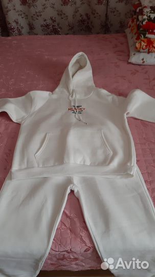 Спортивный костюм женский теплый новый