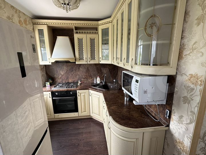 3-к. квартира, 63 м², 3/5 эт.