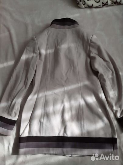 Пальто 46 размера