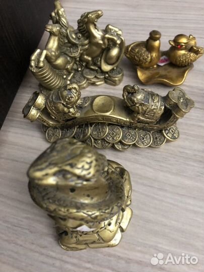 Фигурки декоративные