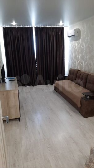 1-к. квартира, 42 м², 16/19 эт.