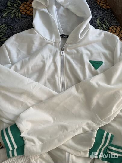 Костюм спортивный 46