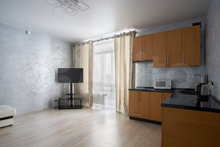 2-к. квартира, 55 м², 2/10 эт.