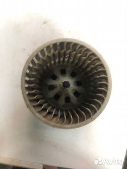 Мотор (моторчик) вентилятора печки Peugeot 307