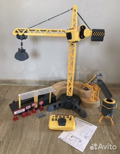 Подъемный кран игрушка