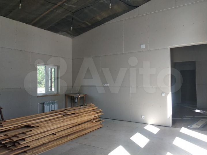 Дом 148 м² на участке 11 сот.