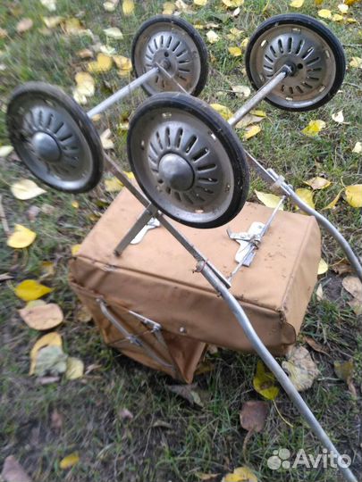 Коляска игрушка