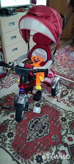 Детский трехколесный велосипед