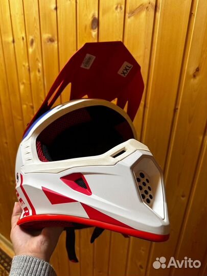 Мотошлем для эндуро