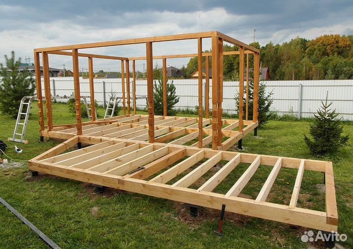 Строительство подиумов, беседок, бань итд