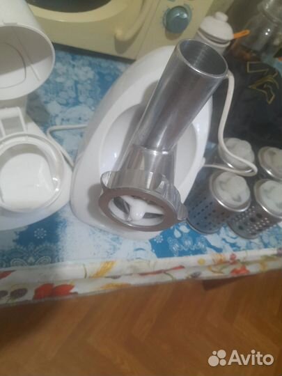 Мясорубка электрическая