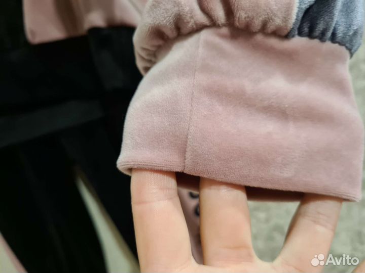 Костюм спортивный