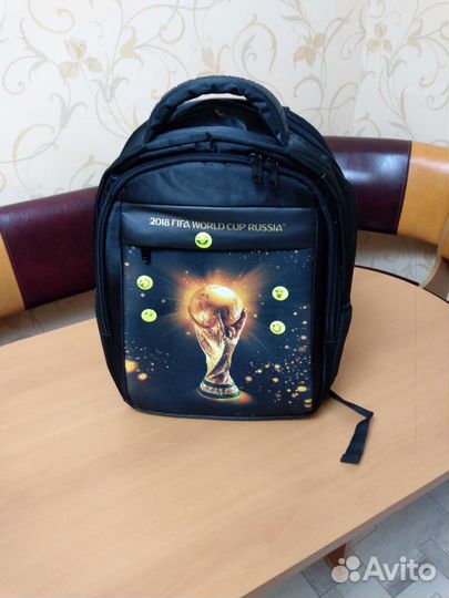 Школьный рюкзак