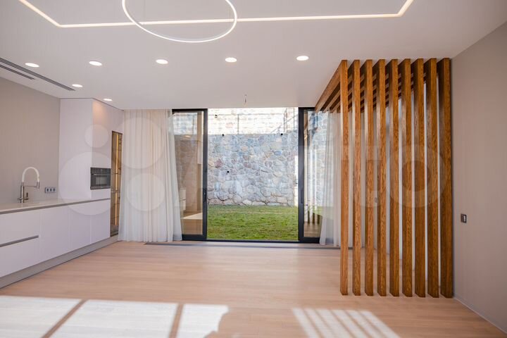 Таунхаус 232 м² на участке 2 сот.