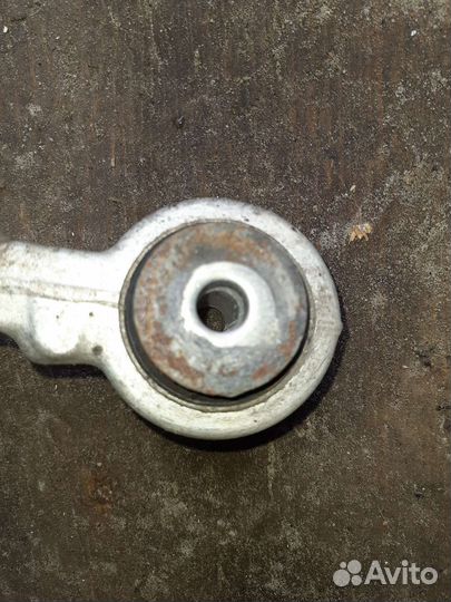 Поперечный рычаг Mercedes ml 164