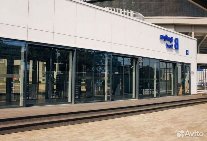 Дверь пластиковая / входная группа