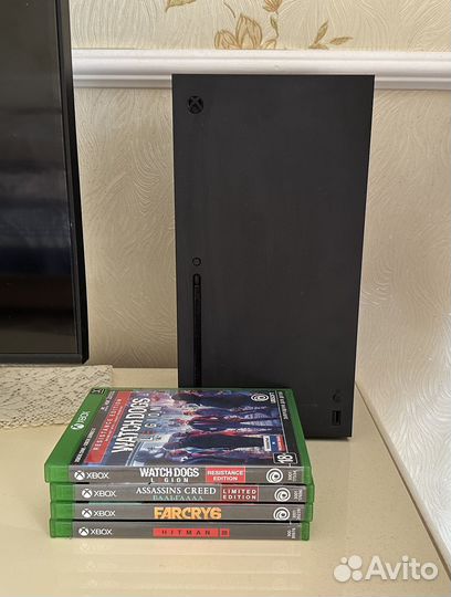 Xbox Series X (рст) + 4 игры