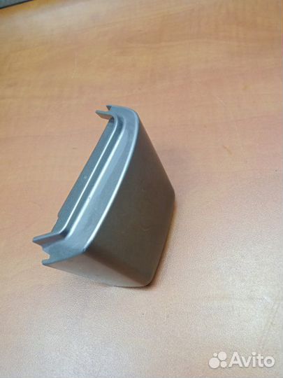 Накладка на руль правая Nissan Note E11 CR14DE