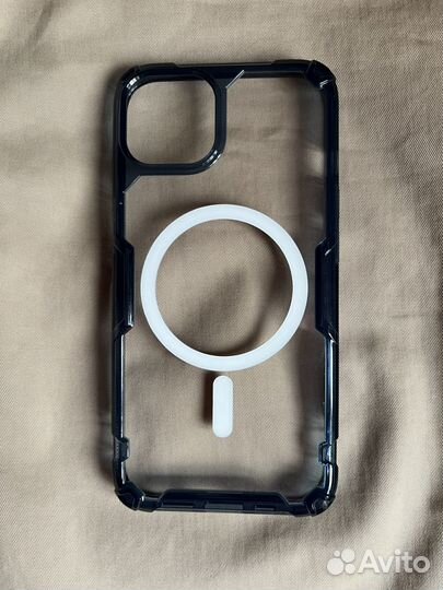 Чехол Nillkin на iPhone 13